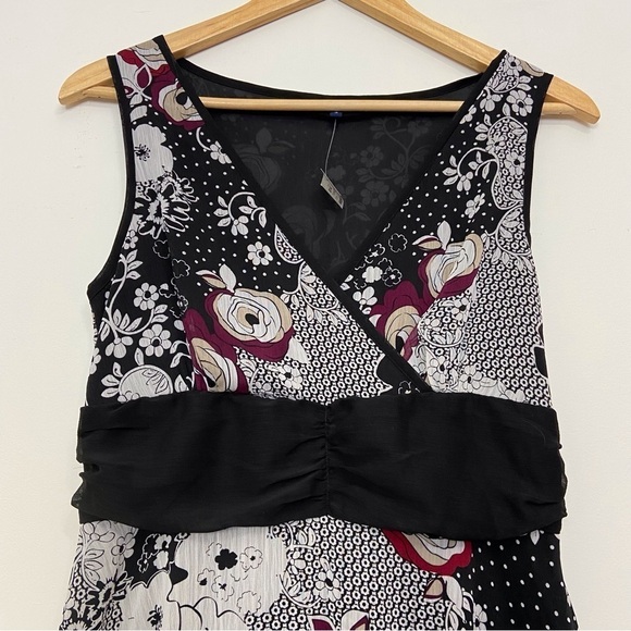 Reitmans new midi dress sleeveless black white red contemporary v neck jersey - Picture 4 of 16